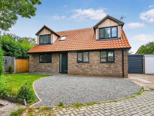 Bungalow for sale in High Field, York