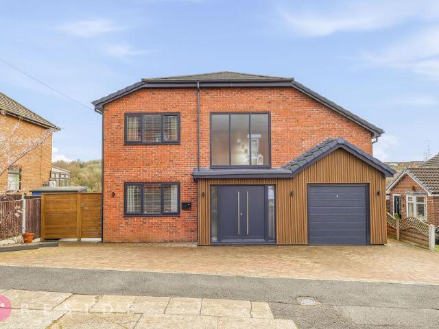 House for sale in Bamford, Burnedge