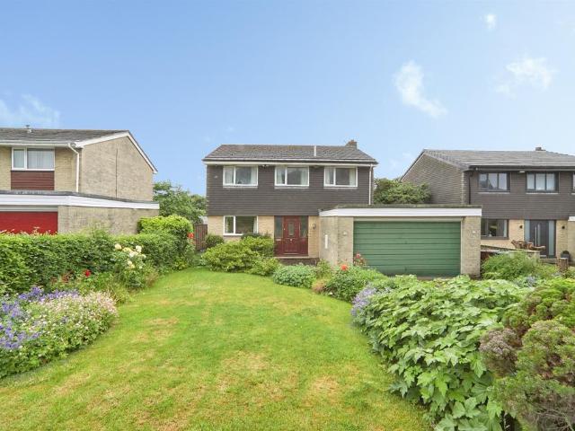 House for sale in Baildon