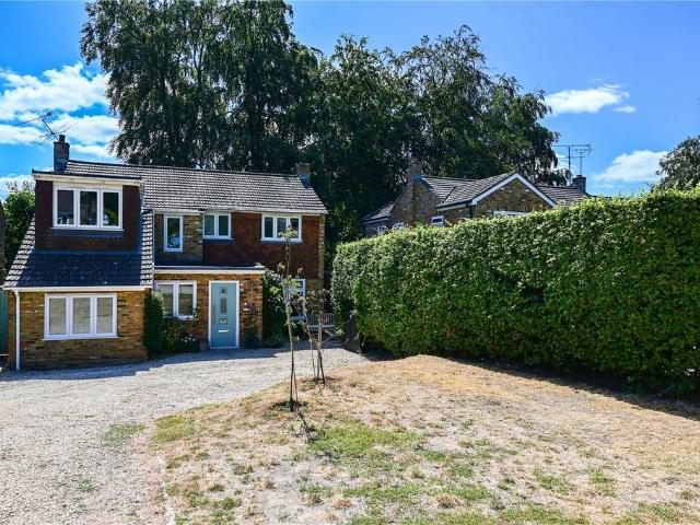 House for sale in Fleet, Hart