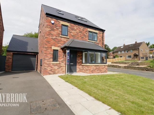 House for sale in Chapeltown, South Yorkshire