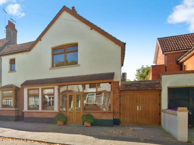 House for sale in Alton Barnes, Isle Of Man