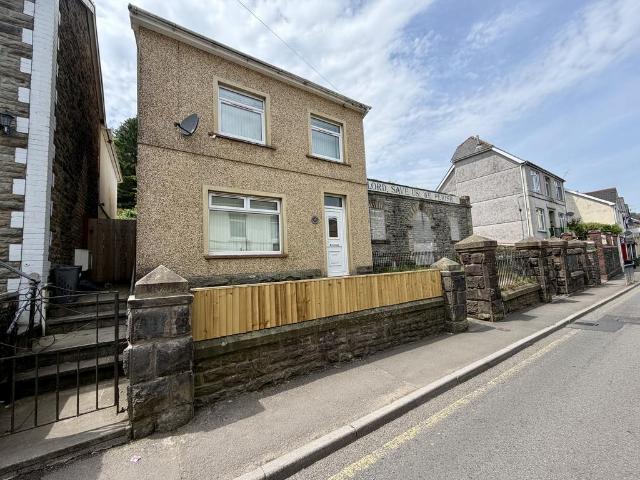 House for sale in Aberfan, Wales