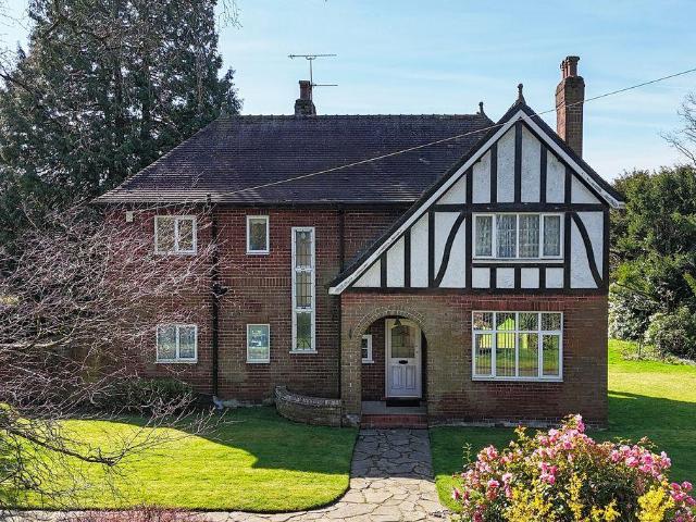 House for sale in Mossley, Congleton
