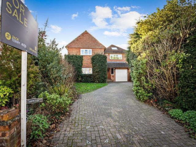 House for sale in London Borough of Croydon, Purley