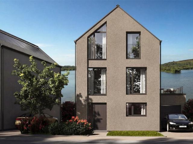 House for sale in Hallaze, Scredda