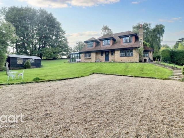 House for sale in Berry's Green, Greater London
