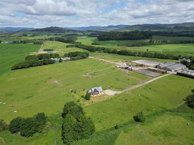 House for sale in Kirriemuir, Scotland
