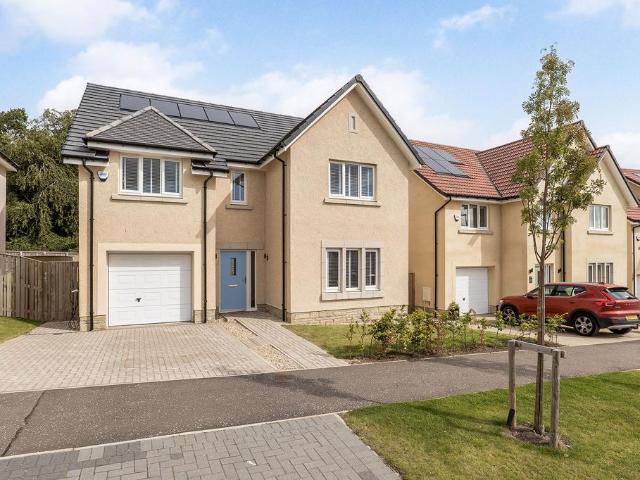 House for sale in Milton Bridge, Scotland