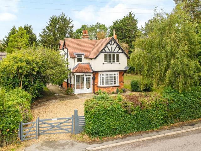 House for sale in Bedford