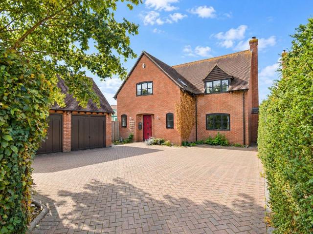 House for sale in Worminghall