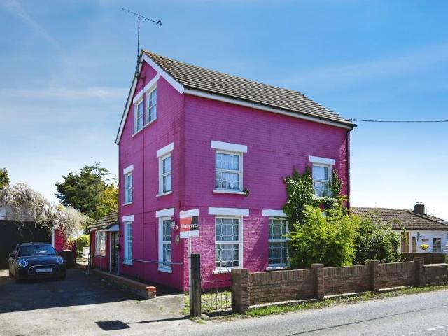 House for sale in Maldon, Essex