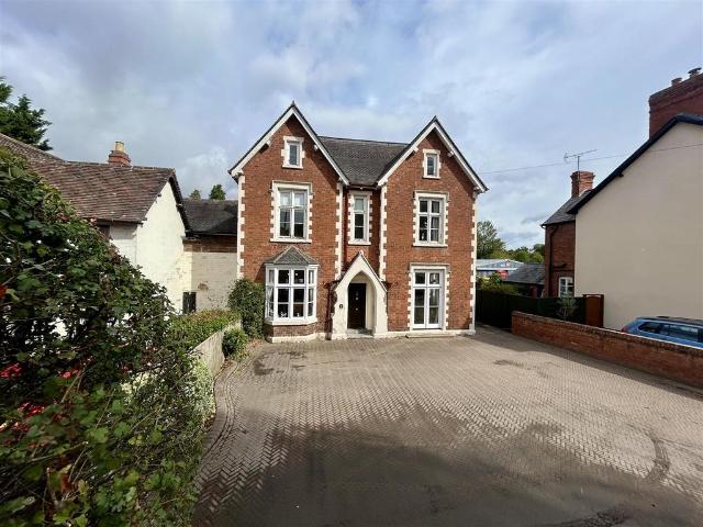 House for sale in Sandpits