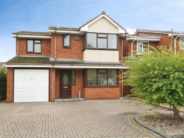 House for sale in Warndon, Worcestershire