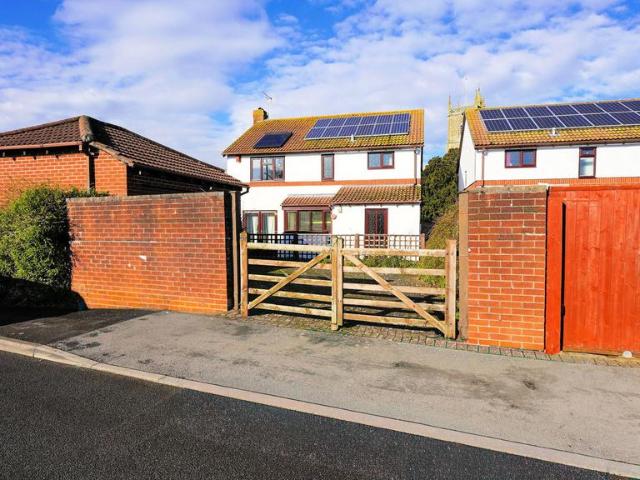 House for sale in Nailsea, North Somerset