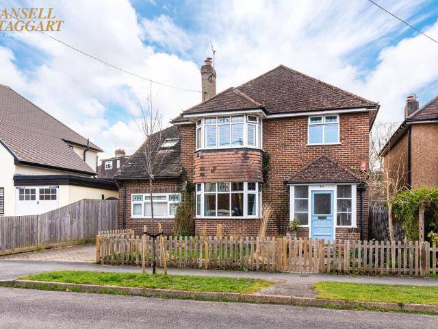 House for sale in Perryfields, West Sussex
