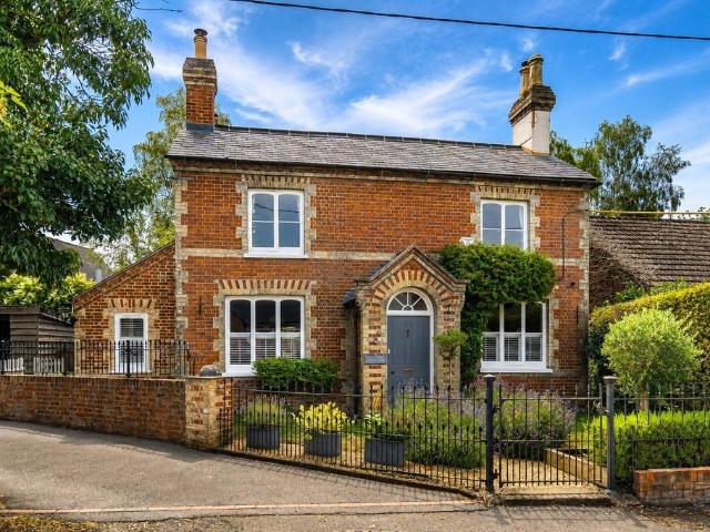 House for sale in Berrick Salome, Oxfordshire