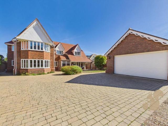 House for sale in West Mersea, Colchester