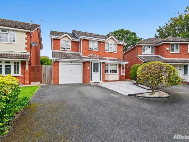 House for sale in Manor Park, Runcorn