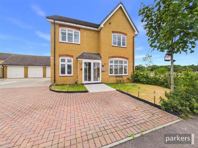 House for sale in Winnersh