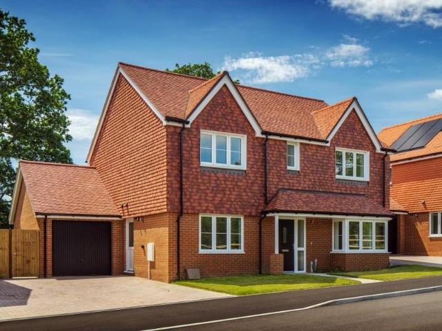House for sale in Alderbrook, Cross In Hand