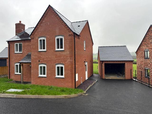 House for sale in Castle Caereinion, Wales