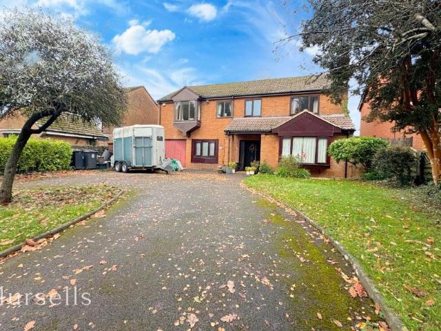 House for sale in Lytchett Matravers