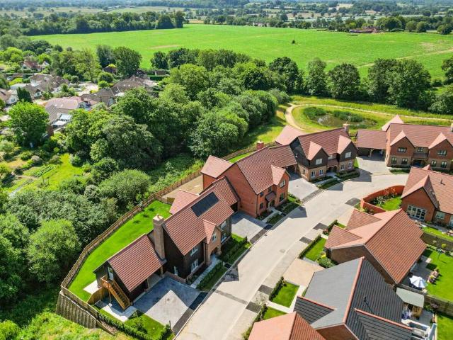 House for sale in Mortimer, Stratfield Mortimer