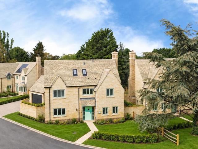House for sale in Ashton Keynes, Wiltshire