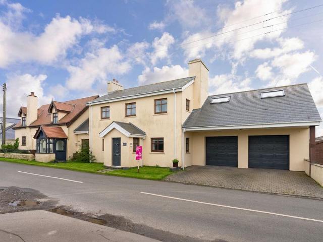 House for sale in Andreas