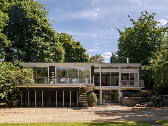 House for sale in Reedley, Higherford