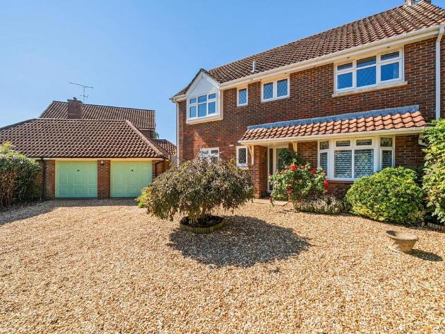 House for sale in Brambridge, Hampshire