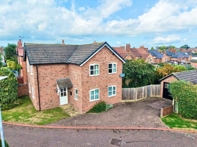 House for sale in Shavington cum Gresty, Shavington