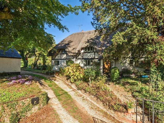 House for sale in Eastcourt, Burbage
