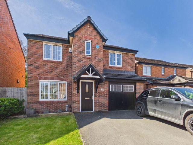 House for sale in Roby Mill, Lancashire
