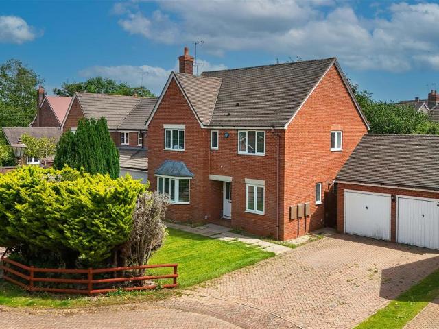 House for sale in Shirley, West Midlands