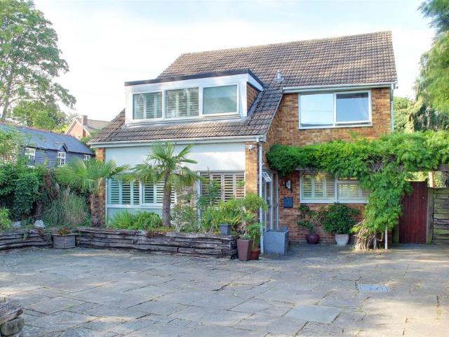 House for sale in Fretherne, Hertfordshire
