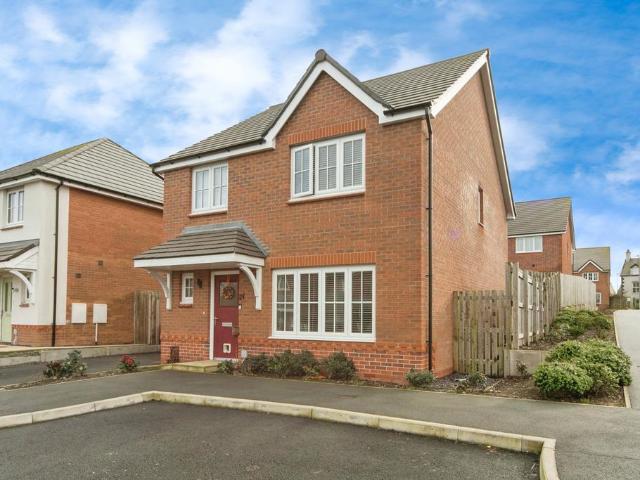 House for sale in Porth-y-Felin, Holyhead