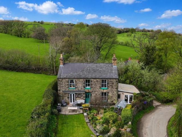 House for sale in Frondeg, New Brighton