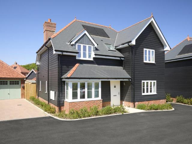 House for sale in Horsham, West Sussex