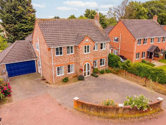 House for sale in Clay Lake, Gosberton Clough