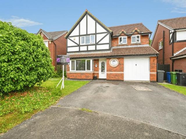 House for sale in Burtonwood and Westbrook, Warrington