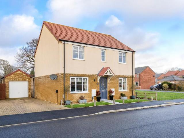 House for sale in Stokesby, Norfolk