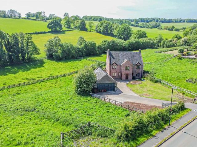 House for sale in Beamhurst, Staffordshire