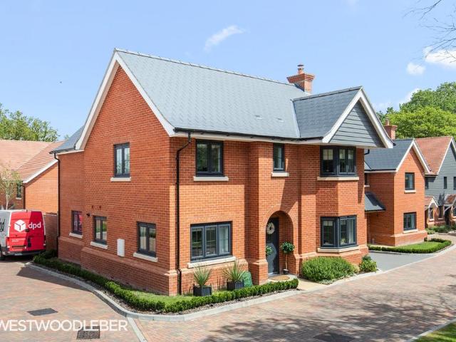 House for sale in Goffs Oak, Broxbourne