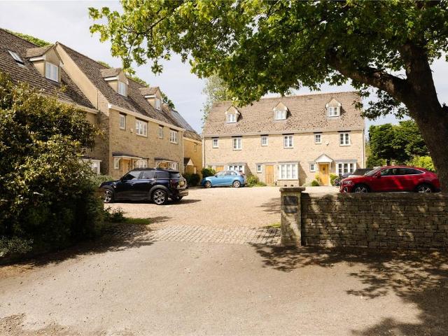House for sale in Black Bourton, Oxfordshire