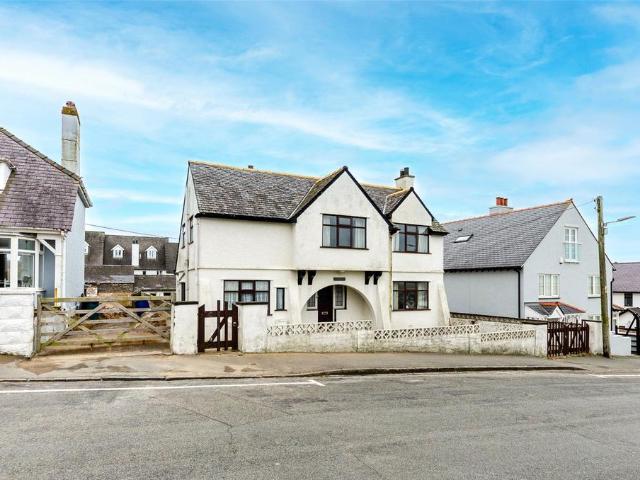 House for sale in Llanfaelog, Rhosneigr