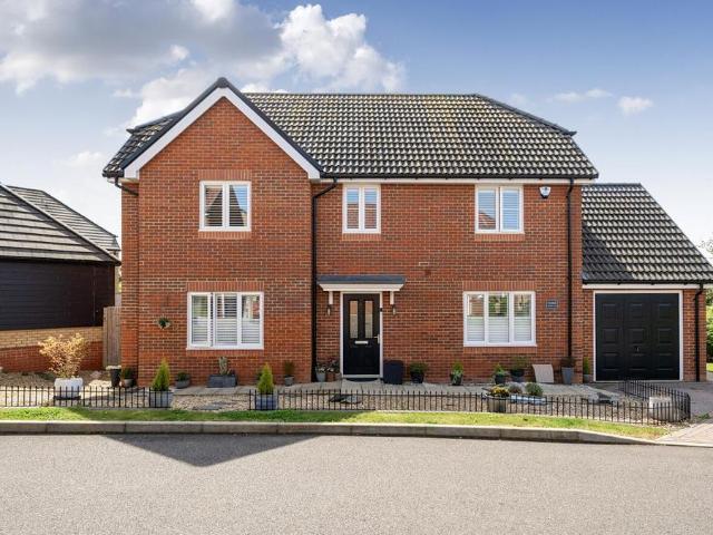 House for sale in Marehill, Horsham