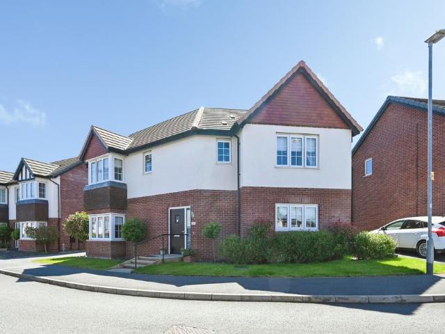 House for sale in Berry Hill, Potters Corner