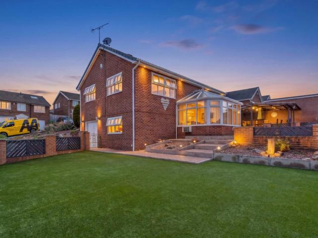 House for sale in Ferrybridge, Wakefield